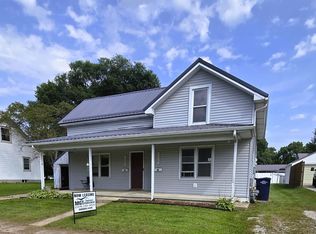 104 Sycamore St #B, La Porte City, IA 50651