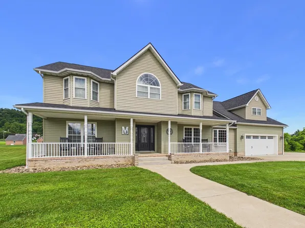32 Diamond Dr, Barboursville, WV 25504