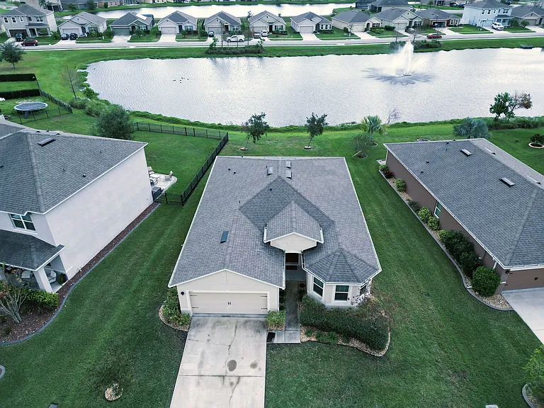 1824 Palmetto Scrub Cir — Photo 23