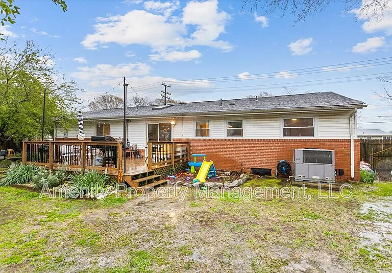 409 Caren Dr — Photo 27