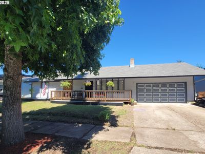 647 S 44th St, Springfield, OR, 97478