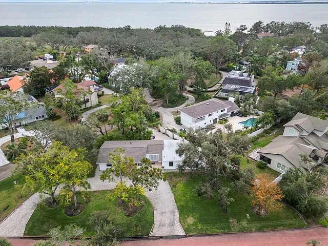 Mound Pl S — Photo 9