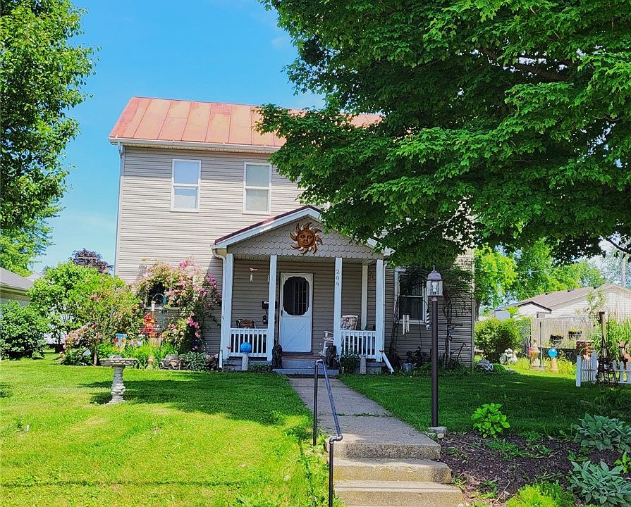 1st image of 209 Hiddeson Ave