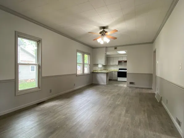 1127 Maple Row, Elkhart, IN 46514