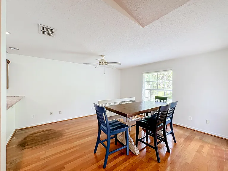 6416 Las Palmas Way — Photo 12