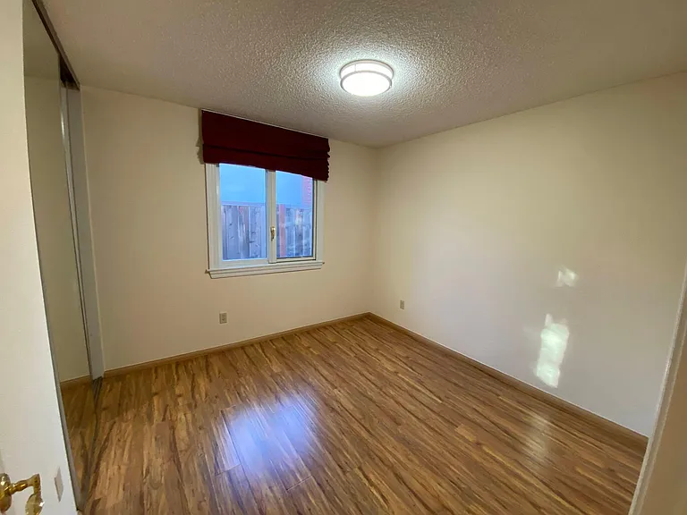 3565 Ballantyne Dr — Photo 17