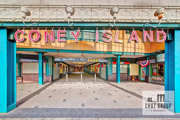 Rented by Town Residential | media 37