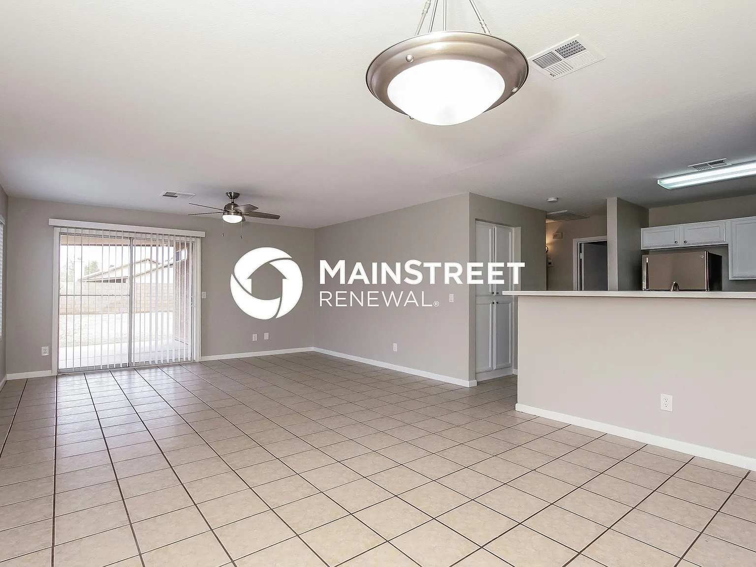 10730 W Glenrosa Ave — Photo 4