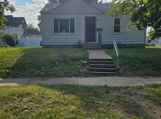 520 Linden Ave, Waterloo, IA 50703