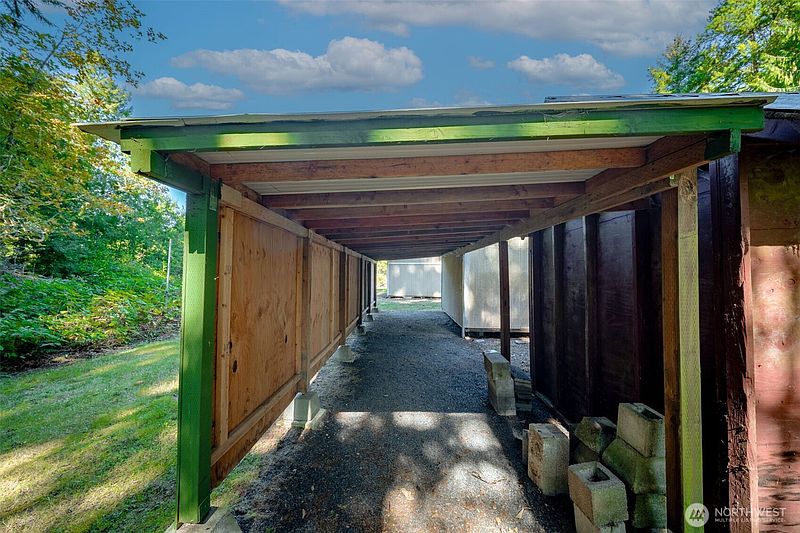 3rd image of 7542 Libby Road NE