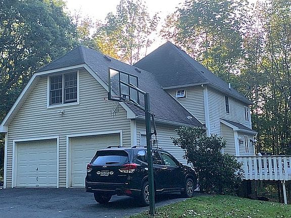 2nd image of 39 Overlook Dr