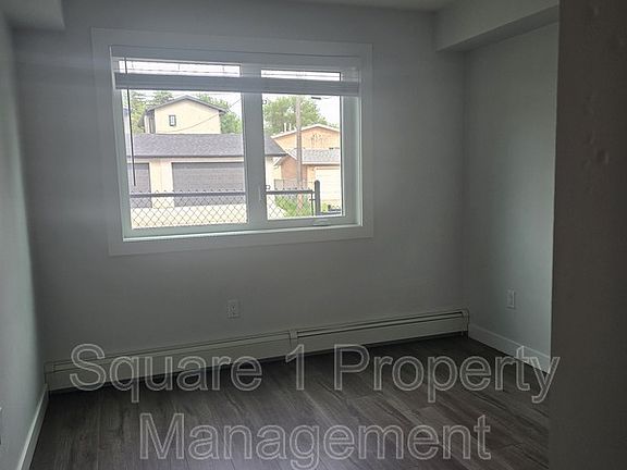 3rd image of 11123 Groat Rd NW