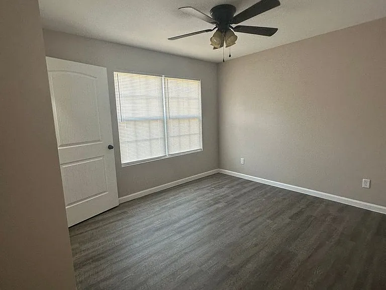 1228 Orange St — Photo 4