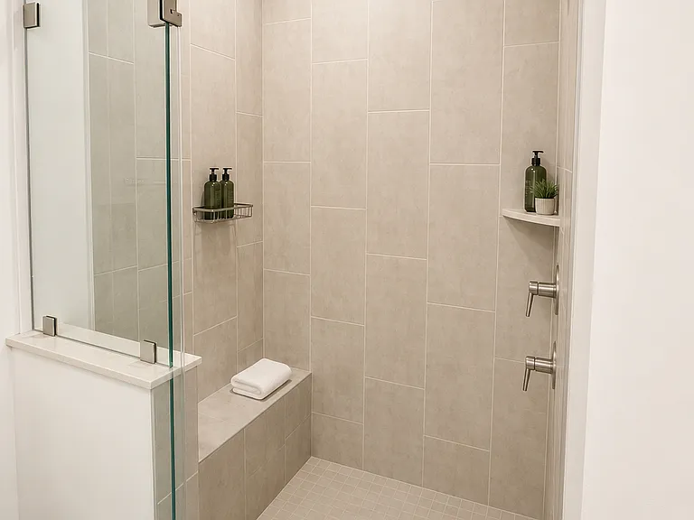 Master bed room bathroom