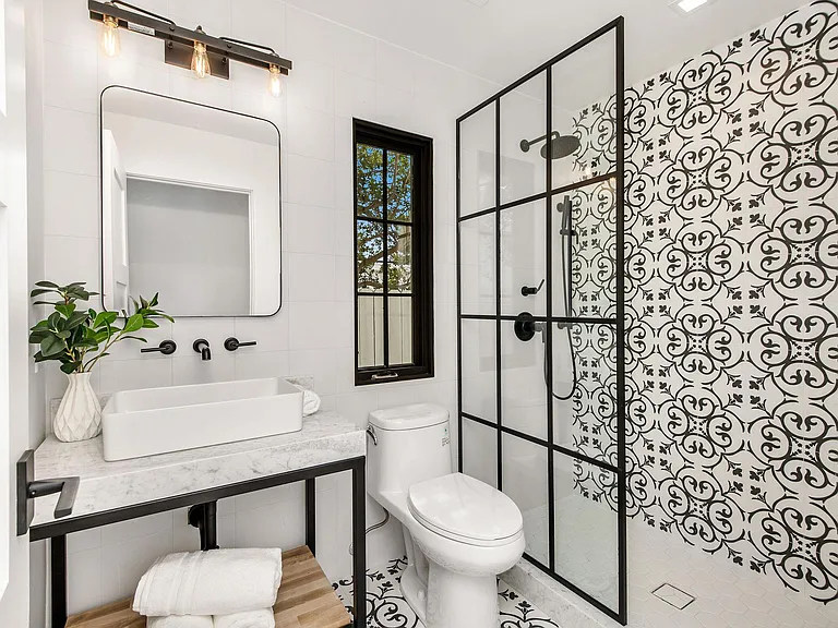 17115 Bullock St — Photo 18