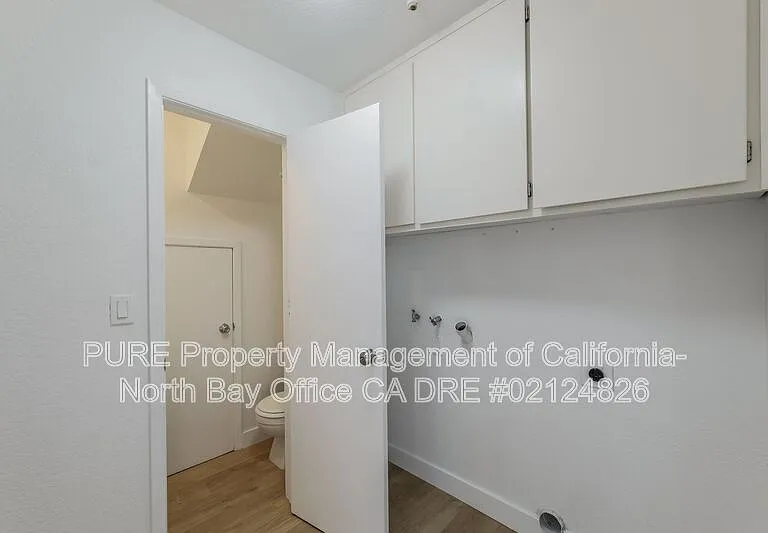 9631 Old Redwood Hwy — Photo 15