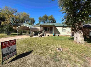 713 SW Jefferson Ave, Lawton, OK 73501