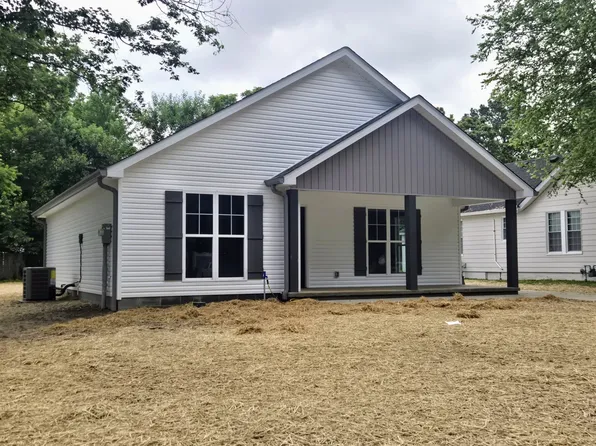 504 1st St, Lawrenceburg, TN 38464