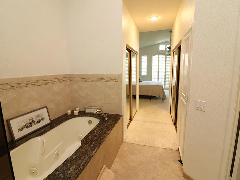 100 Brandigo Cir — Photo 16