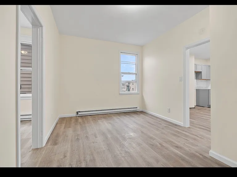 35 Delaware St — Photo 5