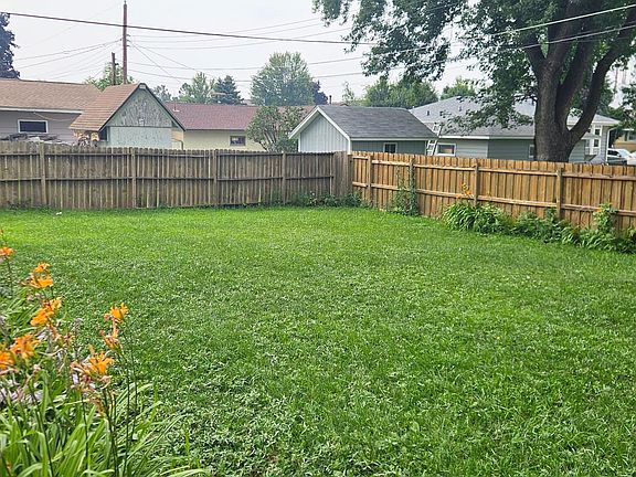 5th image of 14790 Camero Ln