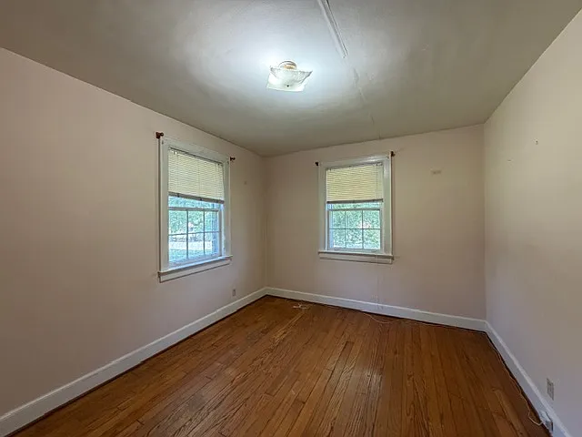 2 bed, 1140 sqft, $1,500 — Photo 2