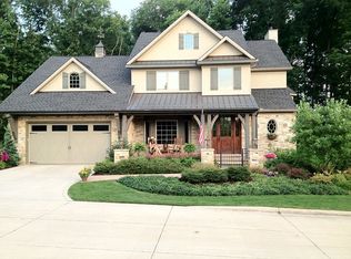 3716 Forest Ridge Cir, Medina, OH 44256