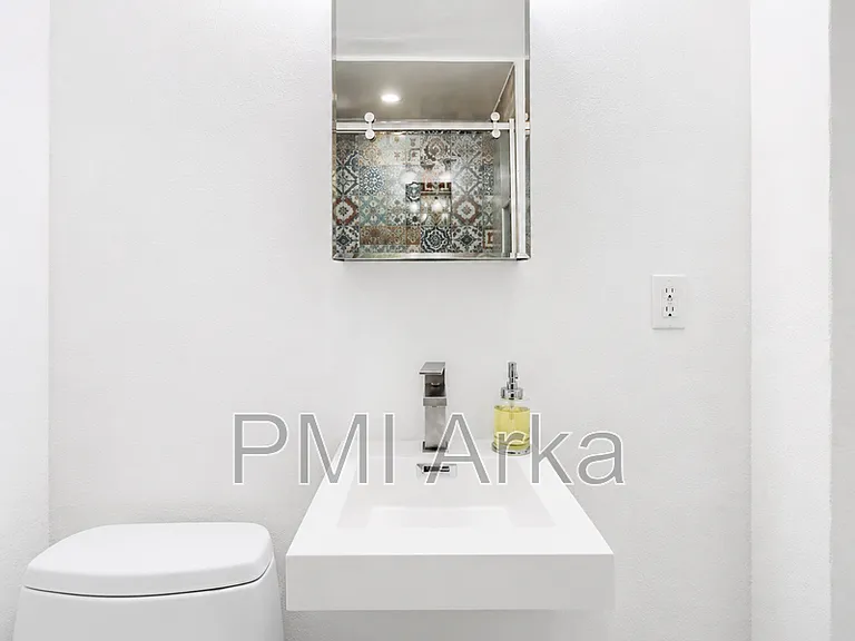 1219 N Allen Pl — Photo 23