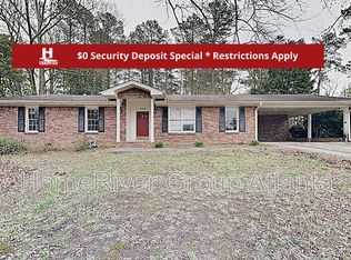 4720 York Pl NE, Roswell, GA 30075