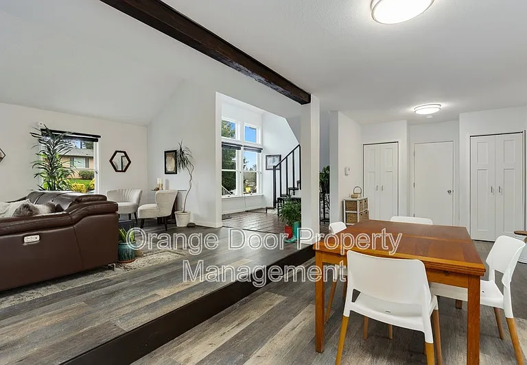 55 Hylebos Ave — Photo 8