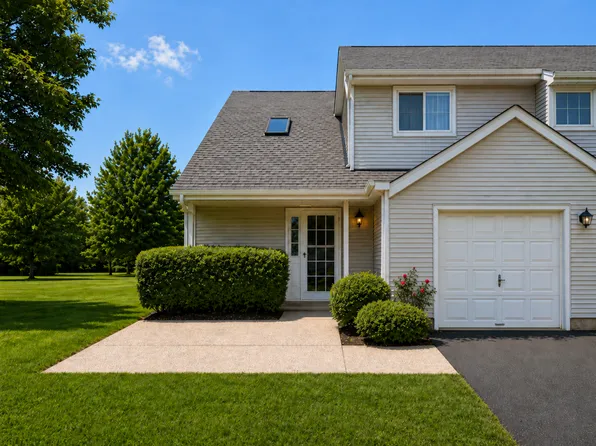 61 Devonshire Dr, Somerset, NJ 08873