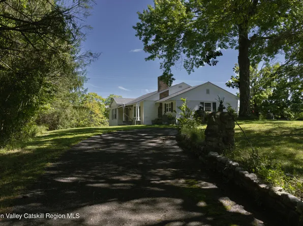 310 Old Plank Road, Cragsmoor, NY 12566