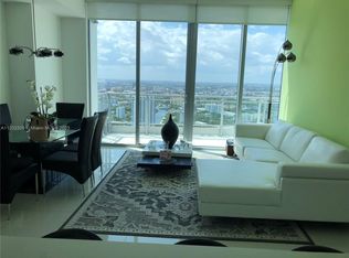 90 SW 3rd St #PENTHOUSE 7, Miami, FL 33130