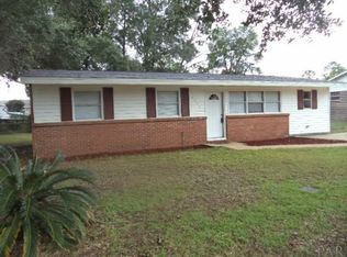 6523 Oakcrest Rd, Milton, FL 32570