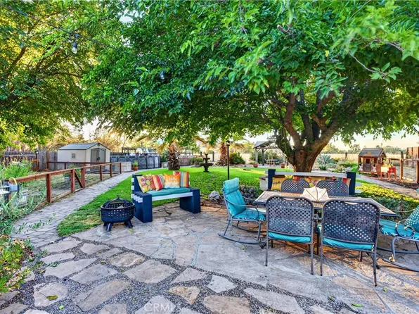 22460 F St, Santa Margarita, CA 93453
