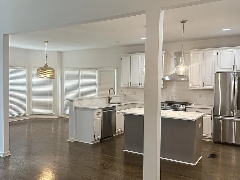 3315 Parting Brook Ct — Photo 3