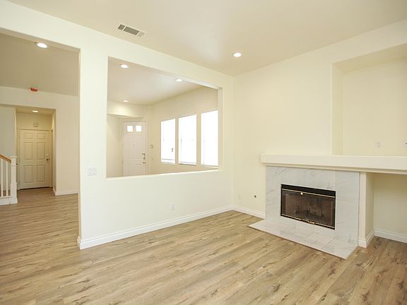 5th image of 1919 Rawhide Dr