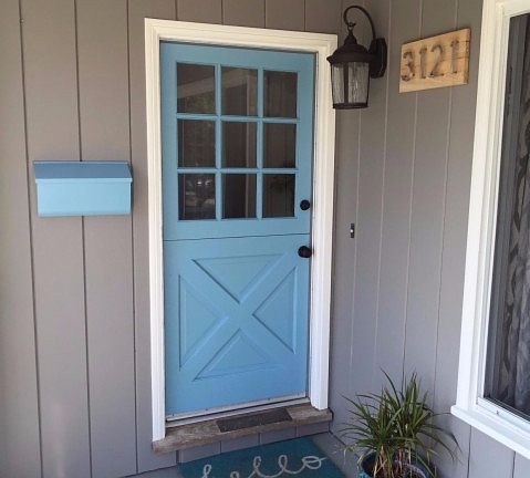 3rd image of 3121 Porter Ln
