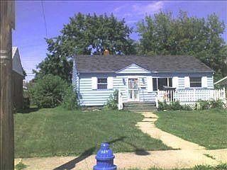 5th image of 757 S Gladstone Ave