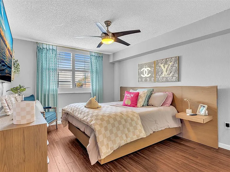 1801 N Flagler Dr #416 — Photo 21