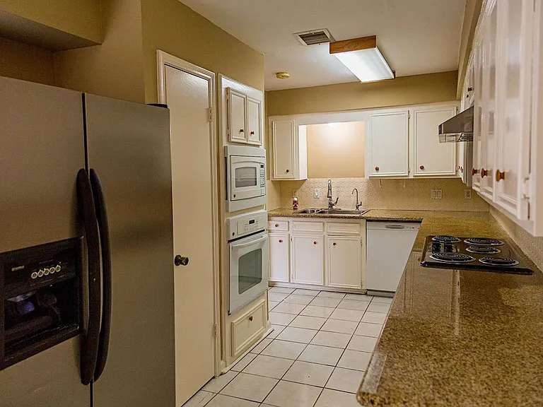 13906 Ella Lee Ln — Photo 17