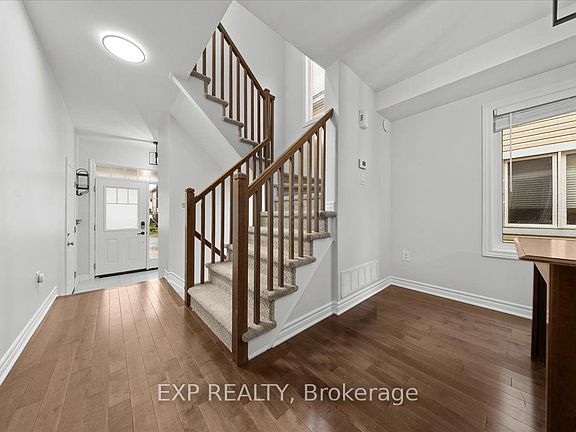 4th image of 312 Song Sparrow St