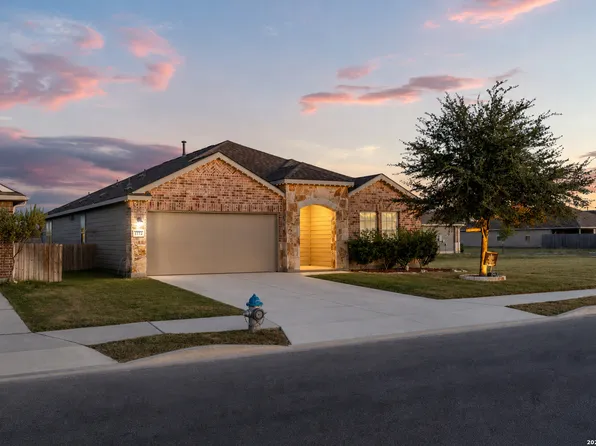 1772 HEATHER GLEN DR, New Braunfels, TX 78130
