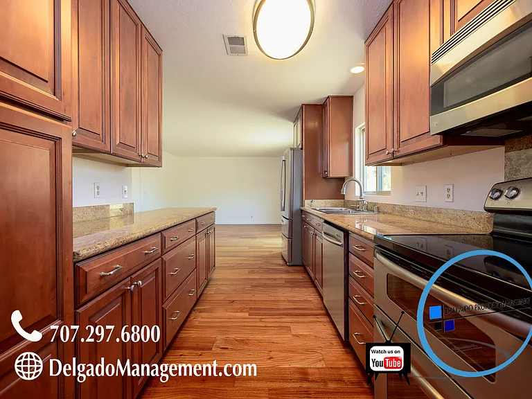 1409 Plaza De Oro — Photo 16