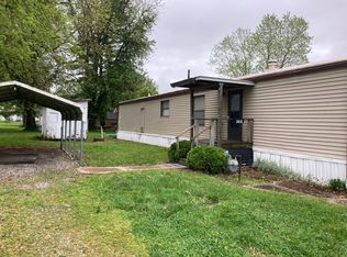 203 E Race St, Odon, IN 47562