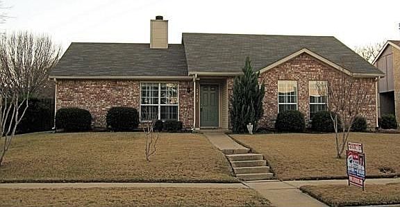 1st image of 2833 Dickens Ln