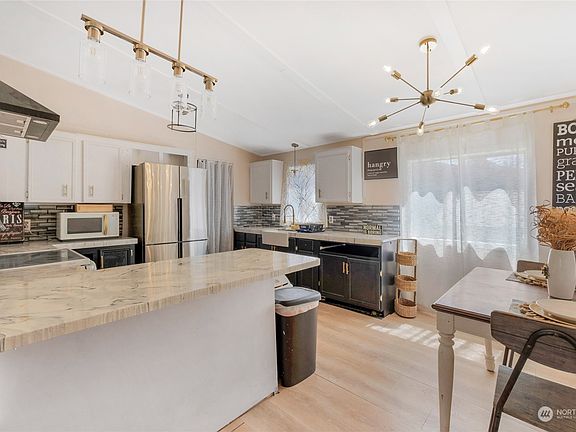5th image of 43010 SE North Bend Way #46