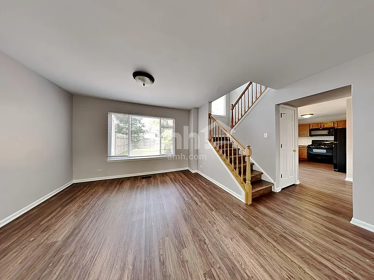 2346 N Masters Ln — Photo 7