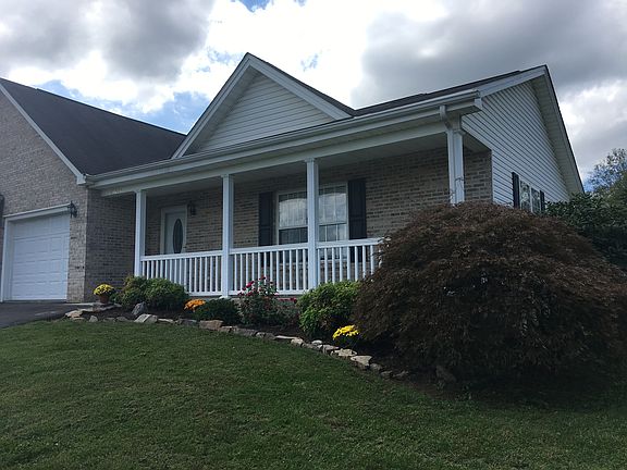 4th image of 17894 Glenwood Dr
