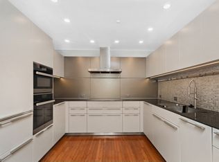 1160 Beacon St APT 104, Brookline, MA 02446